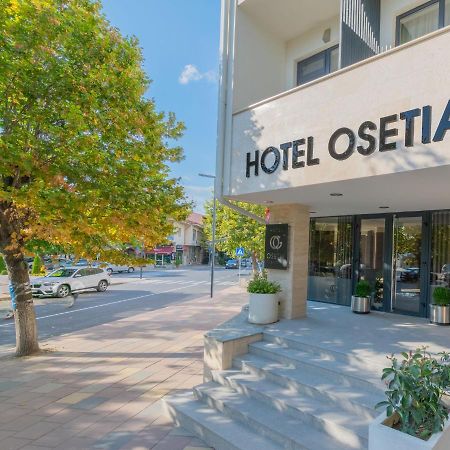 Hotel Osetia Garden Momchilgrad Exterior foto